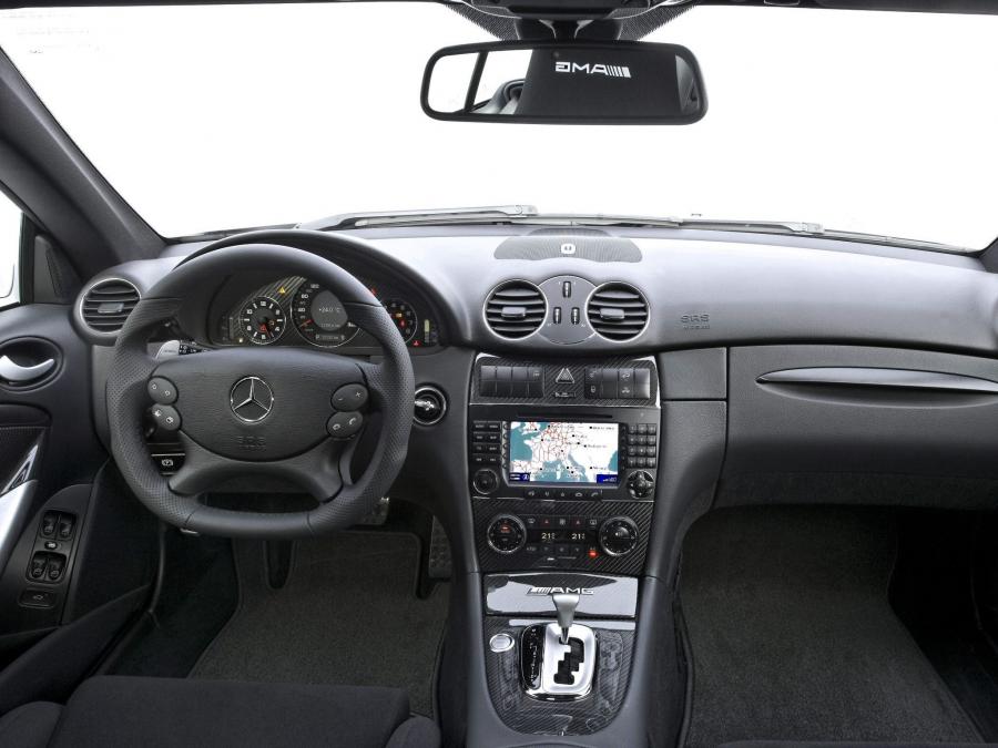  Mercedes-Benz CLK63 AMG Black Edition 2007 года  (фото 32 из 61)
